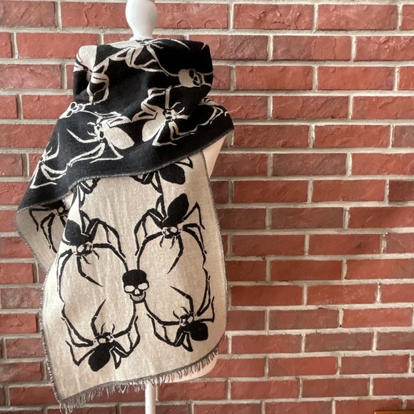 The Kooples Skull-Spider Wool Cotton Unique Rare Scarf 14”x78”Made in Italy - Picture 4 of 10